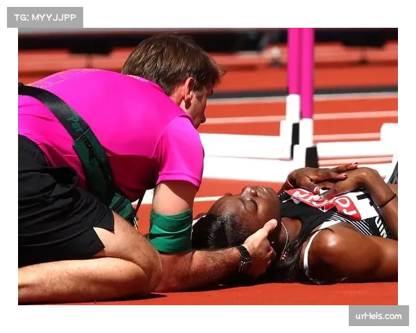 阿森西奥带伤鏖战终不支,含泪被担架抬离伯纳乌球场